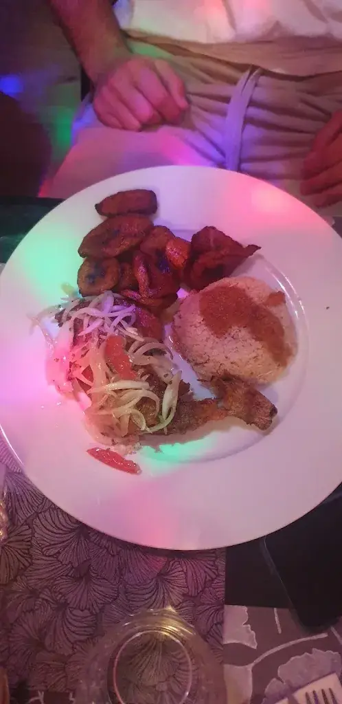 Menu_Le Sahré Ivoire restaurant_Saint-Jacques-de-la-Lande_image_3