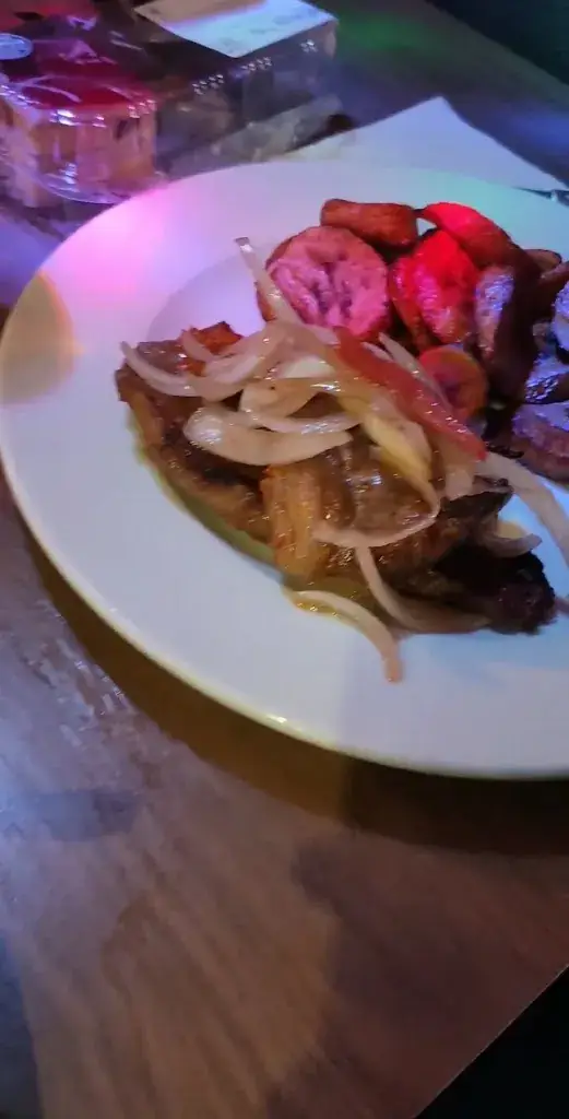 Le Sahré Ivoire restaurant_Saint-Jacques-de-la-Lande_slider_image_2