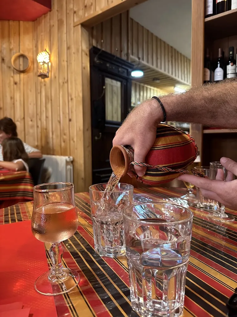 Shwe Zin_Le Berbère_Saint-Malo_review