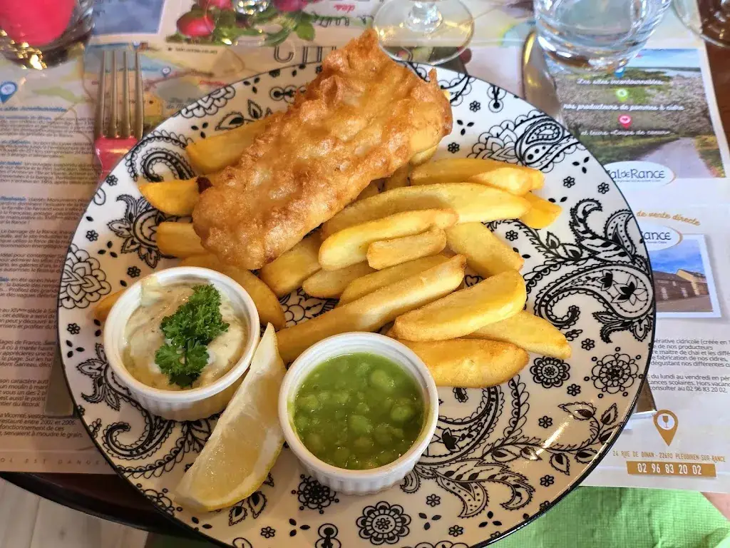 Luc Dusart_Le Saint Patrick_Vicomté-sur-Rance_review