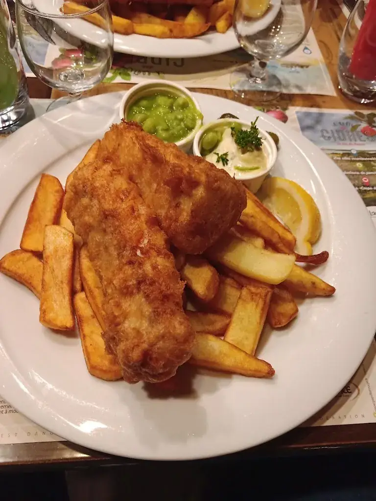 F MELINE_Le Saint Patrick_Vicomté-sur-Rance_review