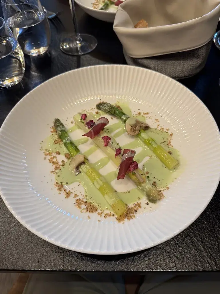 TerryA_L'émotion_Puy-en-Velay_review