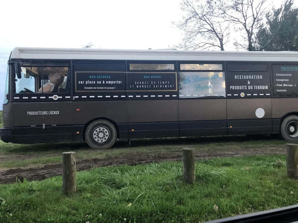 Annabelle MAI_Le Baroudeur Breton_Cancale_review