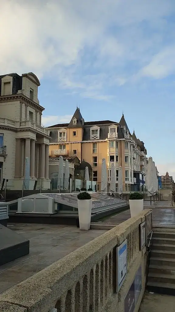 Restaurant Le Cap Horn_Saint-Malo_slider_image_2