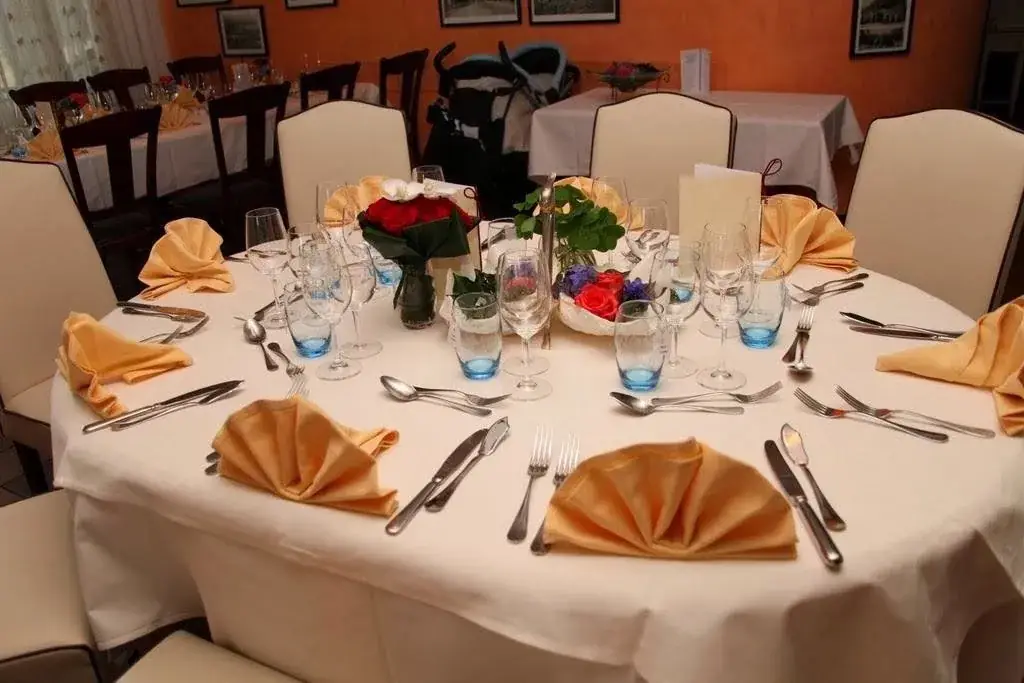 Auberge le St-Sulpice_Saint-Sulpice_slider_image_1