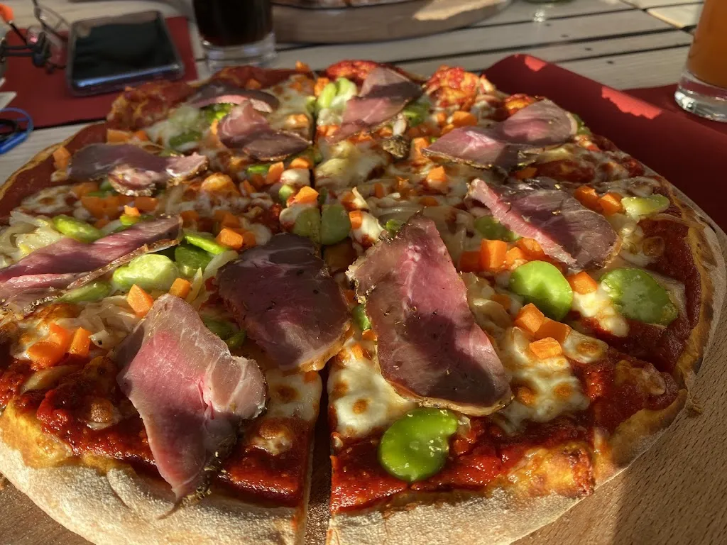 Ti Wanik_Loc-Eguiner_slider_image_2