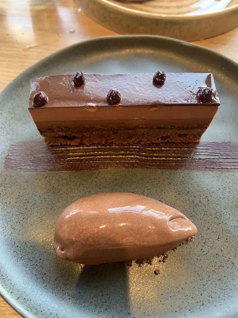 Restaurant La Serre by La Chocolaterie_Saint-Thonan_slider_image_3