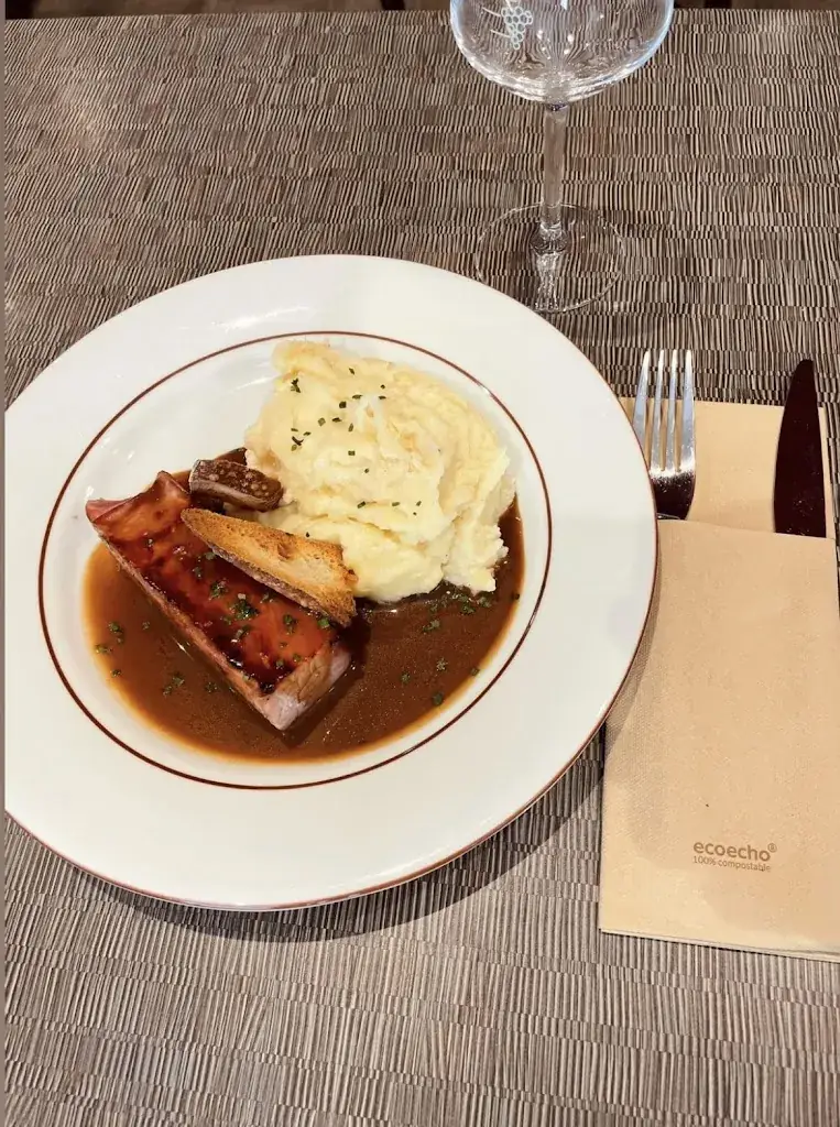 Le Saint-Urbain_Troyes_slider_image_3