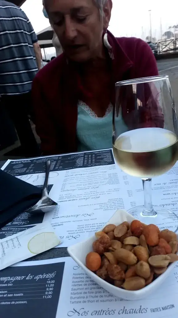 La Marée_Perros-Guirec_slider_image_2