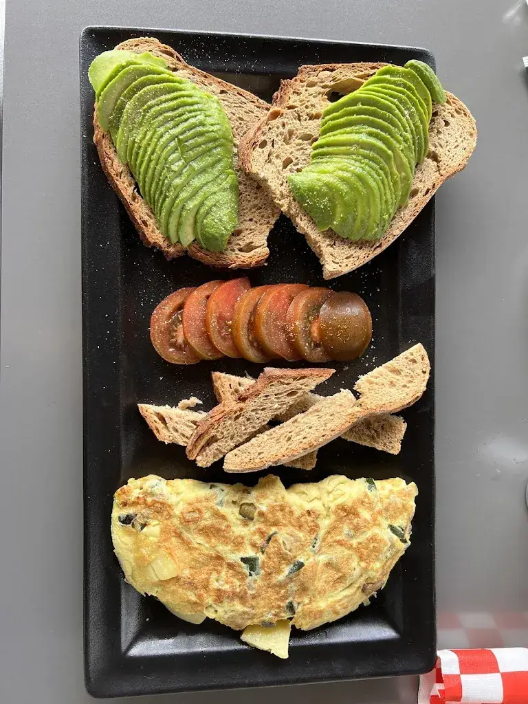 Sergey Rybnikov_Garage&Co Saint Grégoire_Saint-Grégoire_review