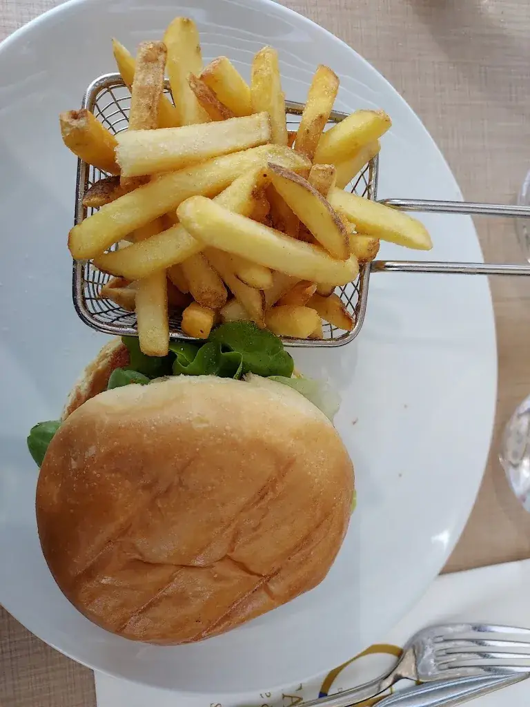 Menu_La Taverne - Table de caractère - Saint-Grégoire_Saint-Grégoire_image_8