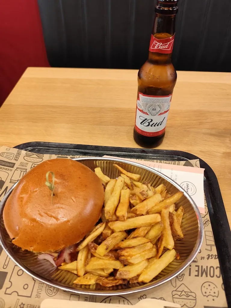 gersomo_231 East Street_Saint-Grégoire_review