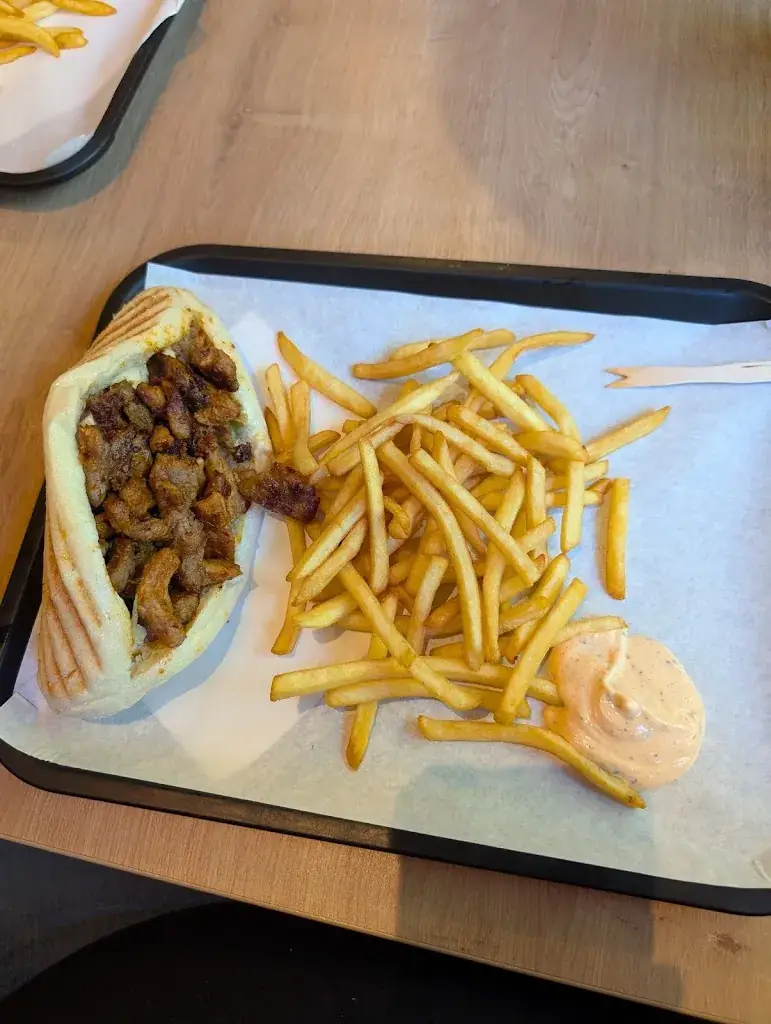 Joe Williamson_PointK Chez abe_Saint-Grégoire_review