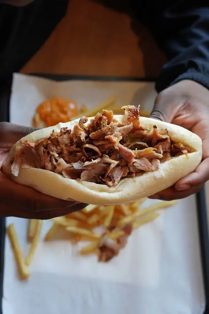 PointK Chez abe restaurant in Saint-Grégoire