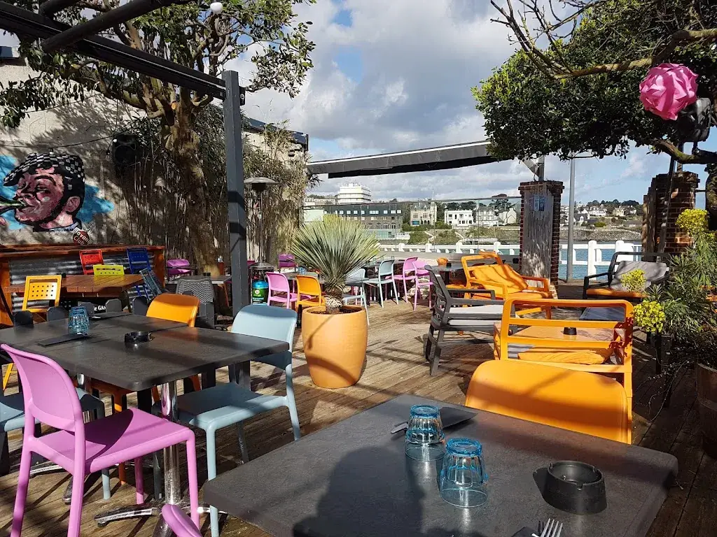 Les Valseuses St Quay Restaurant in Saint-Quay-Portrieux