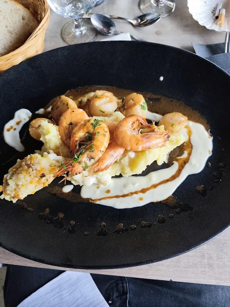 Vincent Miette_LES PLAISANCIERS_Saint-Quay-Portrieux_review