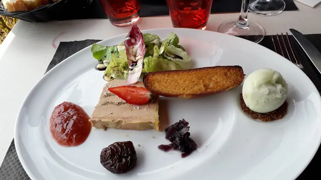 Quay 911 Sarl_Saint-Quay-Portrieux_slider_image_1