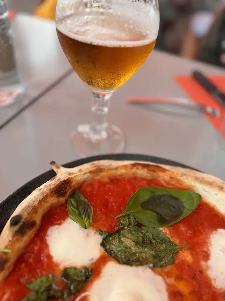 Iryna Kyrychok_Victoria_Saint-Quay-Portrieux_review