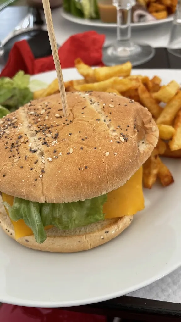 Menu_Les Tontons Grilleurs - Paillote saisonnière à Sixt sur Aff au coeur de la nature au bord d'étangs- Grillades sur plancha_Sixt-sur-Aff_image_1