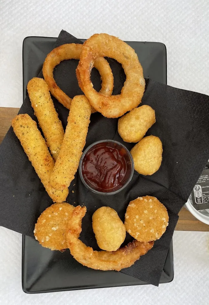 Menu_Les Tontons Grilleurs - Paillote saisonnière à Sixt sur Aff au coeur de la nature au bord d'étangs- Grillades sur plancha_Sixt-sur-Aff_image_8