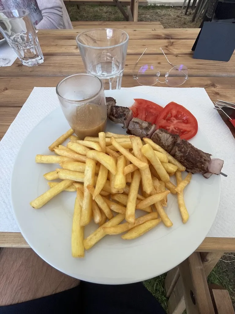 Menu_Les Tontons Grilleurs - Paillote saisonnière à Sixt sur Aff au coeur de la nature au bord d'étangs- Grillades sur plancha_Sixt-sur-Aff_image_9