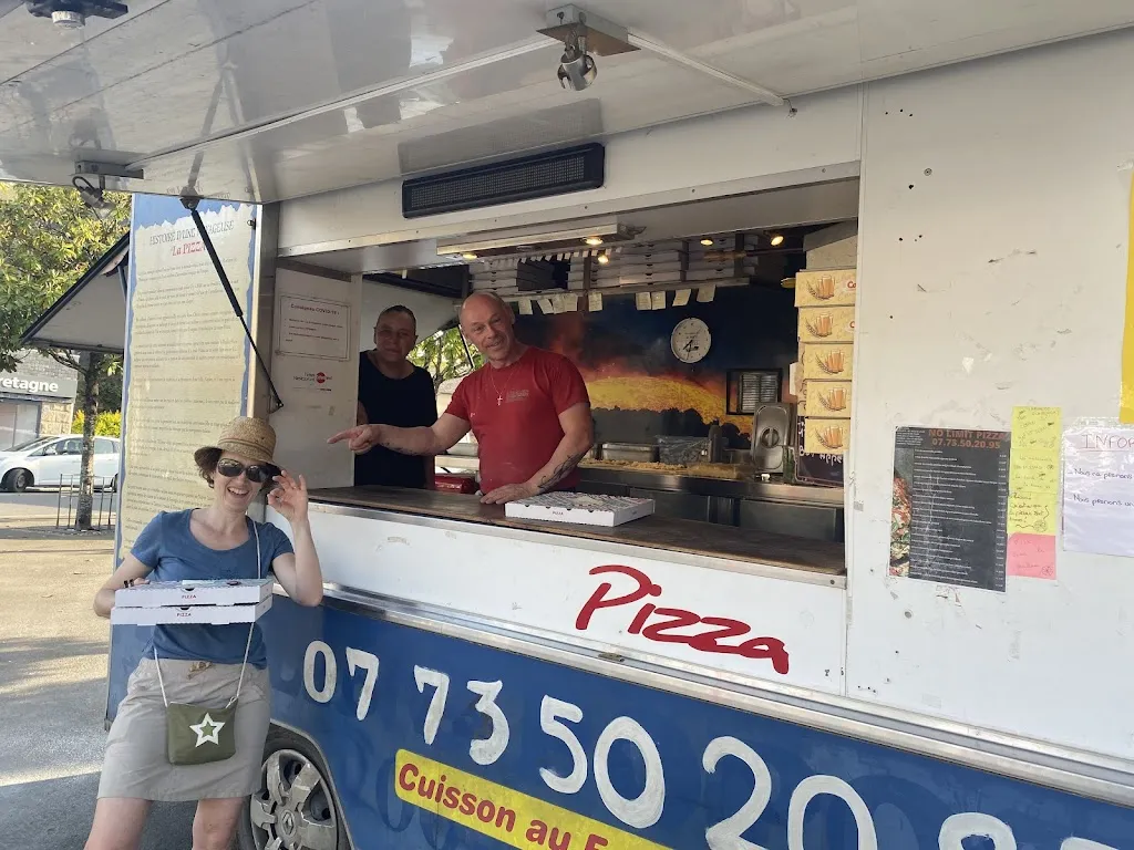 sandrine elie_NO LIMIT PIZZA_Sens-de-Bretagne_review