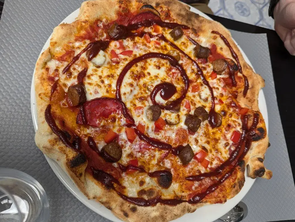 No Limit pizza_Sens-de-Bretagne_slider_image_1