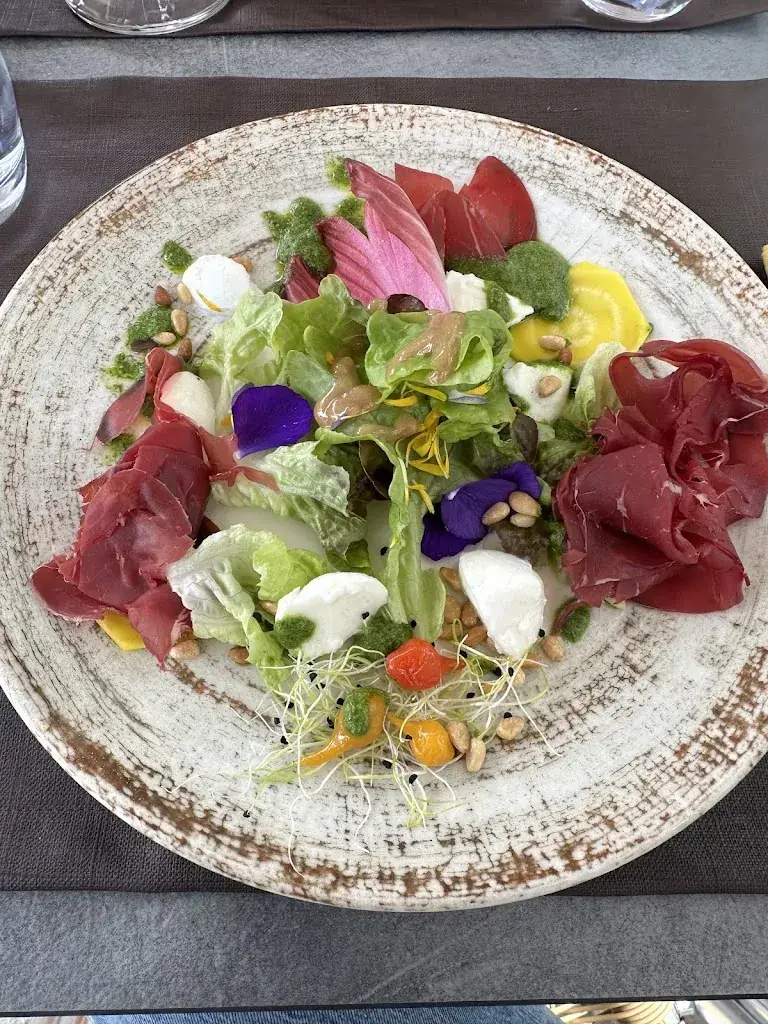 rebhi khawla_L' Épicurien_Sulniac_review