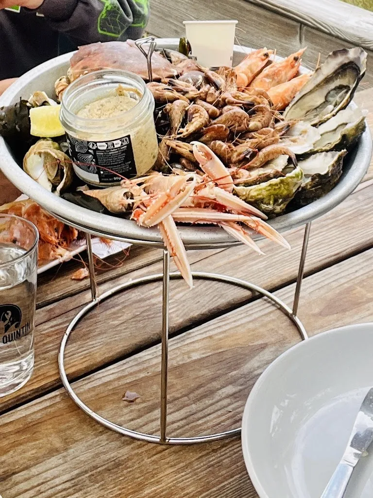 Andie S_MAISON QUINTIN - La Dégustation_Saint-Philibert_review