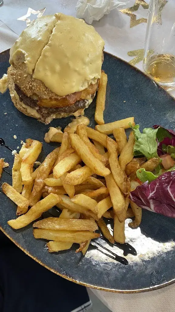 Agathe Valleise Carmona_Les Copains D’Abord_Brindas_review