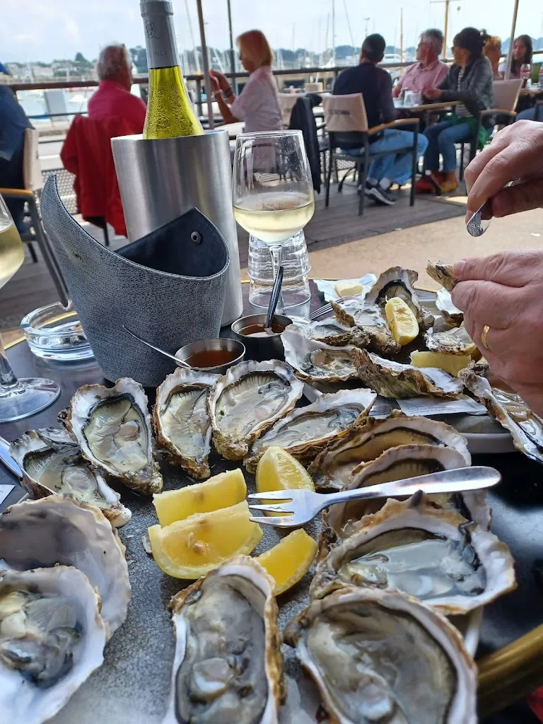 Menu_Restaurant Le Britannia_Trinité-sur-Mer_image_6