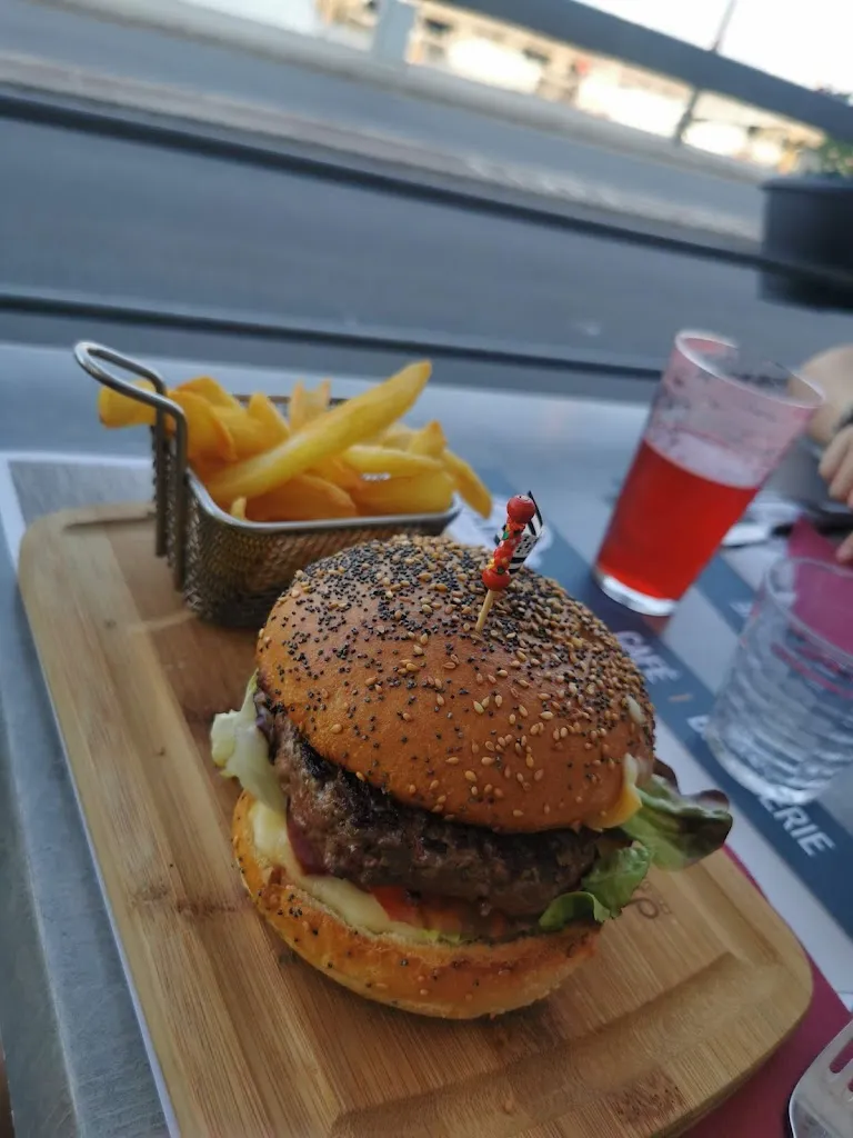 Menu_Restaurant Le Britannia_Trinité-sur-Mer_image_7