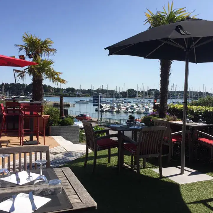 Restaurant l'Arrosoir restaurant in Trinité-sur-Mer