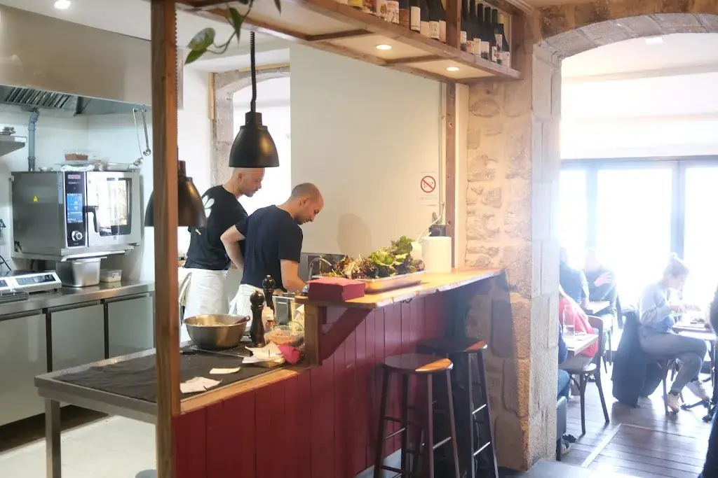 Victor Le Pape_Le Petit Raout_Trinité-sur-Mer_review