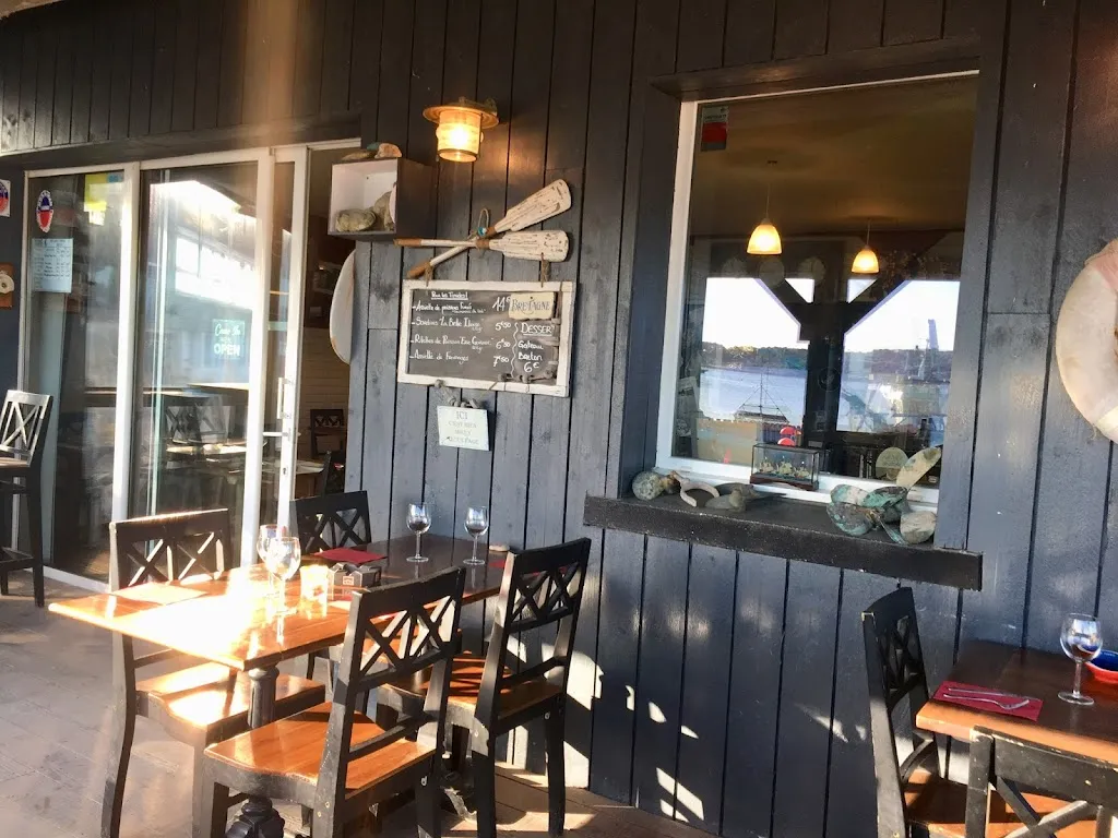 Bar à Huîtres de Kermancy ( ouverture octobre à mai) restaurant in Trinité-sur-Mer