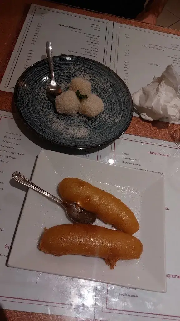 Emilie Pros_Song Son_Ambérieu-en-Bugey_review