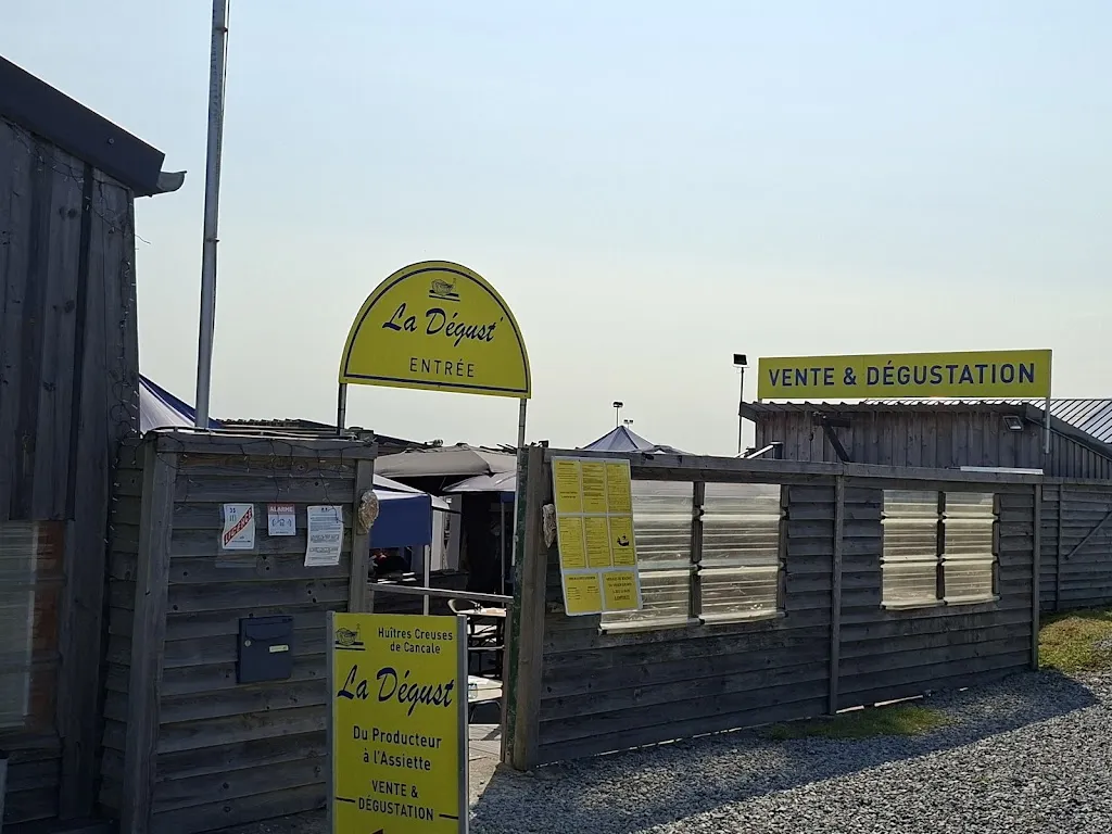 La Dégust' Vente et dégustation_Saint-Méloir-des-Ondes_slider_image_3