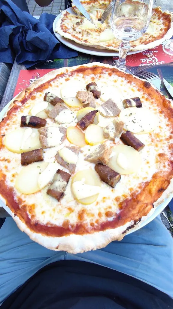 Seb F_L'Orée des Monts_Sizun_review