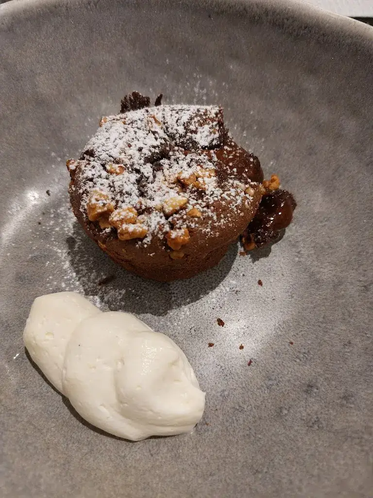 Pascal Alajarin_Le Remède_Tassin-la-Demi-Lune_review