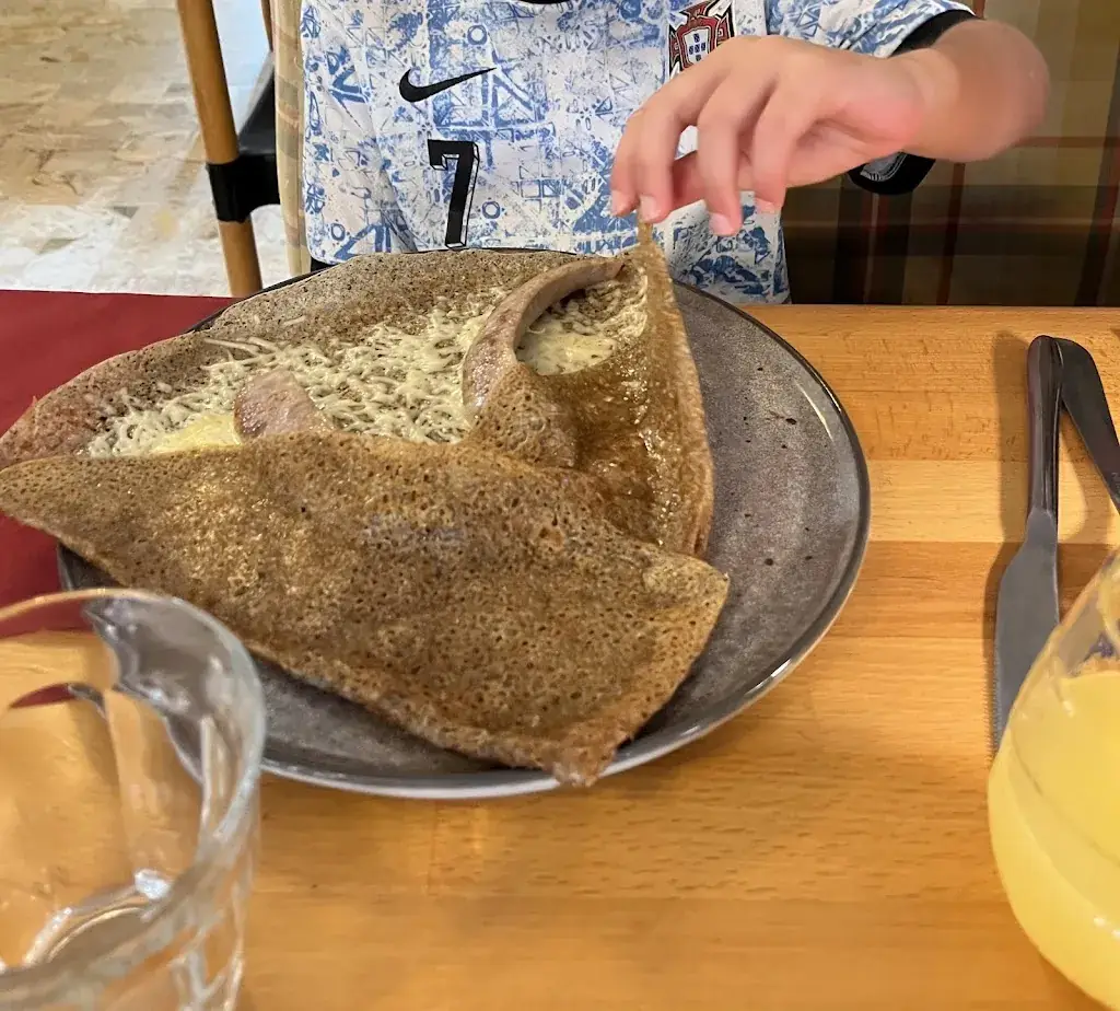 Elodie Barreau_La Carpentiere Creperie cave à vins_Scaër_review