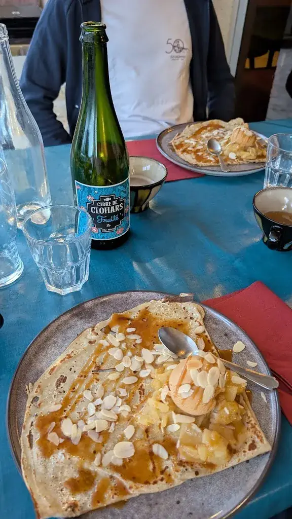 Sébastien GUINAUD_La Carpentiere Creperie cave à vins_Scaër_review