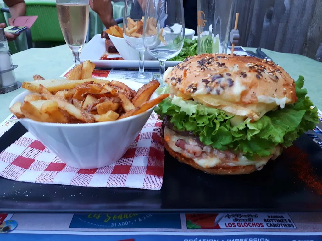 Menu_restaurant pizzeria le baobab menu du jour et pizzas à emporter_Scaër_image_9