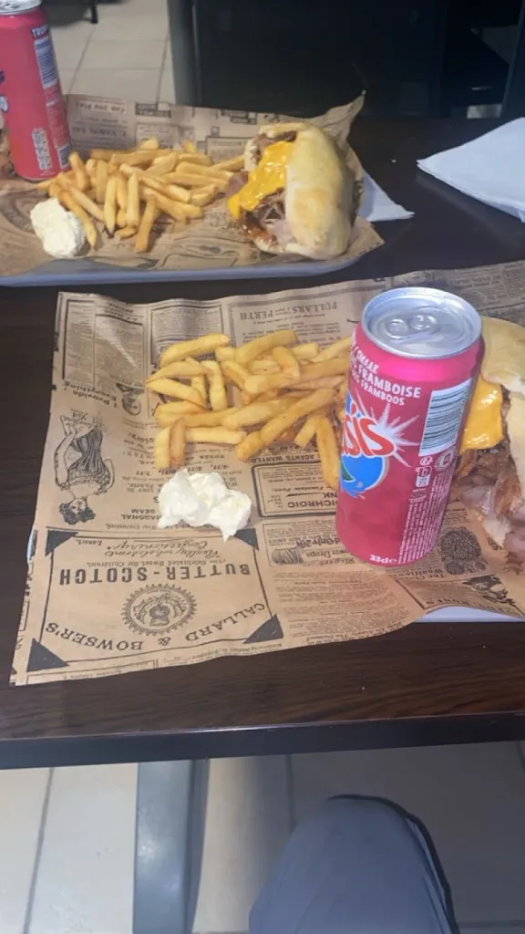 Othmen Maamar_Aux Trois Saveurs Pizzas_Scaër_review