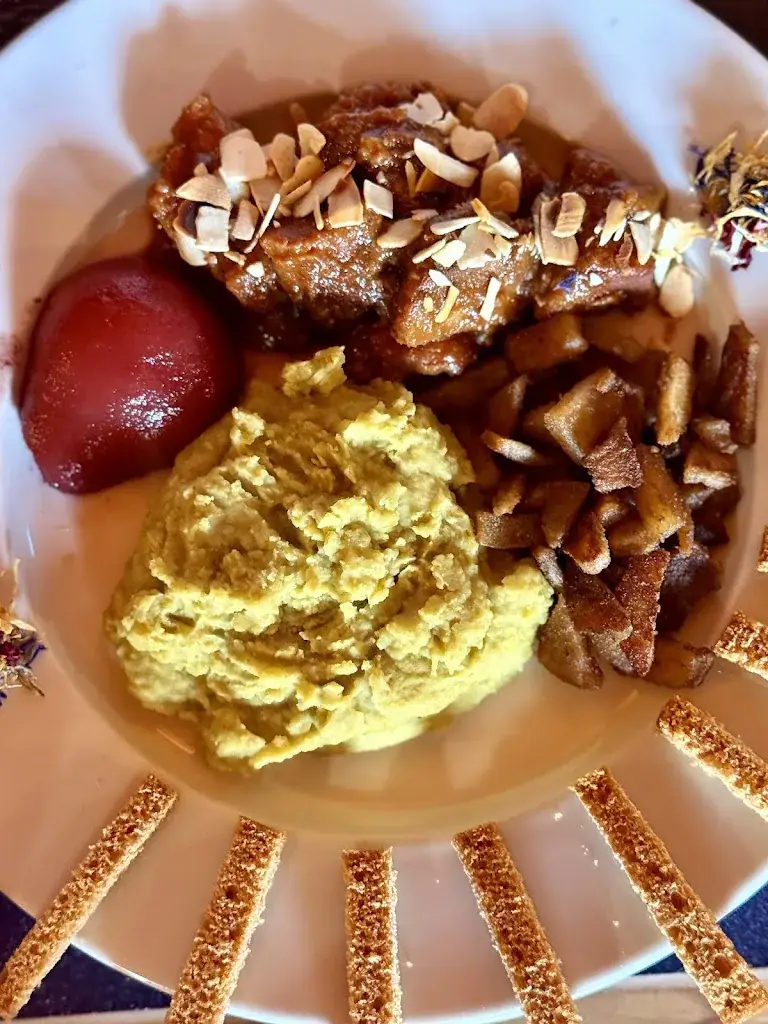 Sab Jm_Le temps des cerises_Tonquédec_review