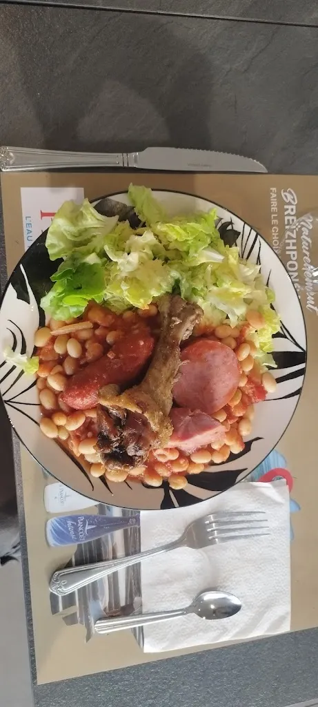 Nicolas Balan_Bar Bridge_Trédarzec_review