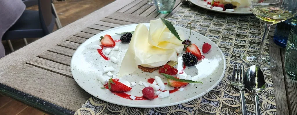 Le Genty Home_Tinténiac_slider_image_2