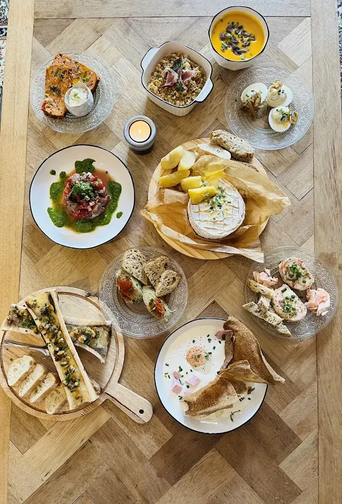 Maman Poule_Trélévern_slider_image_2