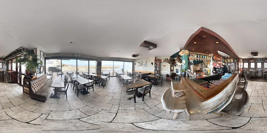 Le Bateau Ivre Café Brasserie_Saint-Pierre-Quiberon_slider_image_1