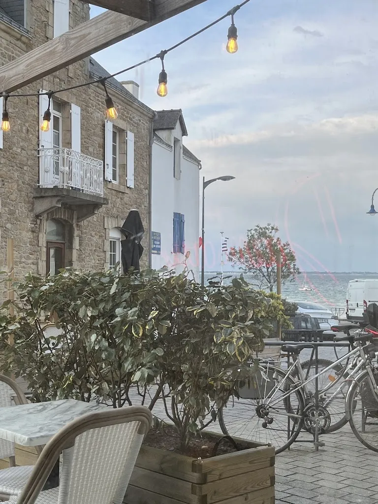 Hley DGN_Dam'Oui_Saint-Pierre-Quiberon_recensione