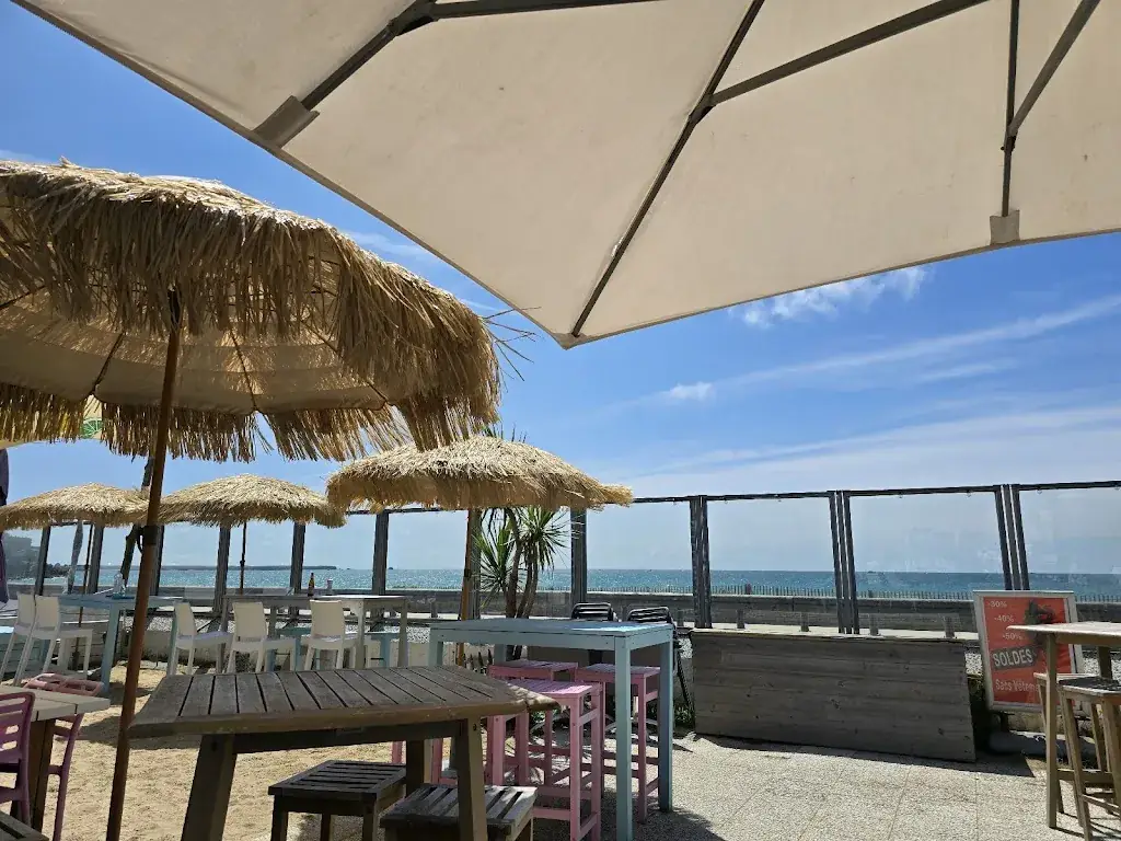 Beach Bar Quiberon_Saint-Pierre-Quiberon_slider_image_3